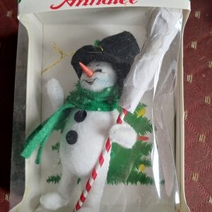 Annalee Holiday Story Box with Red and Green Accents